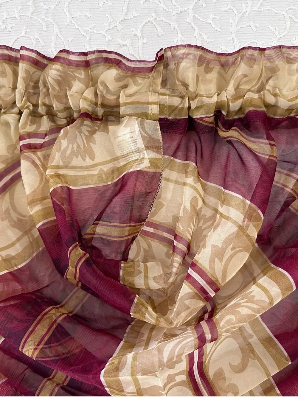 6 Jc Penny Collection Red Gold Paisley Striped Waterfall Valance Rod Pocket
